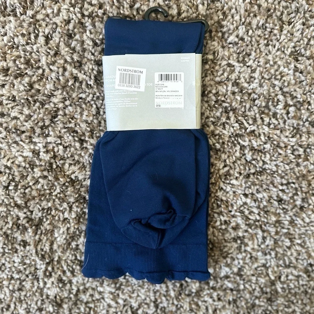NWT Nordstrom Energizing Support Knee High Socks